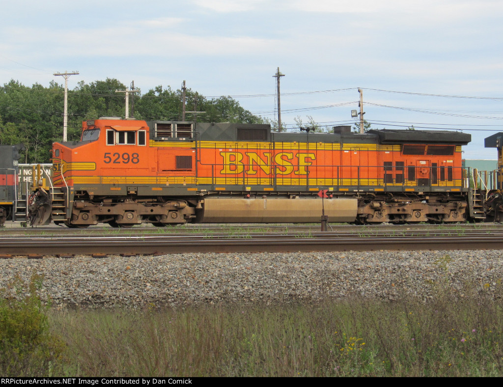 BNSF 5298